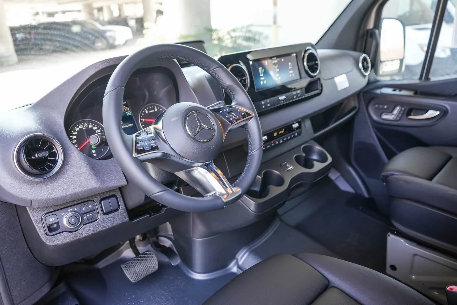 New 2026 Stone Gray Mercedes-Benz Passenger 144WB High Roof AWD 2.0L I4 Diesel Turbo image 14