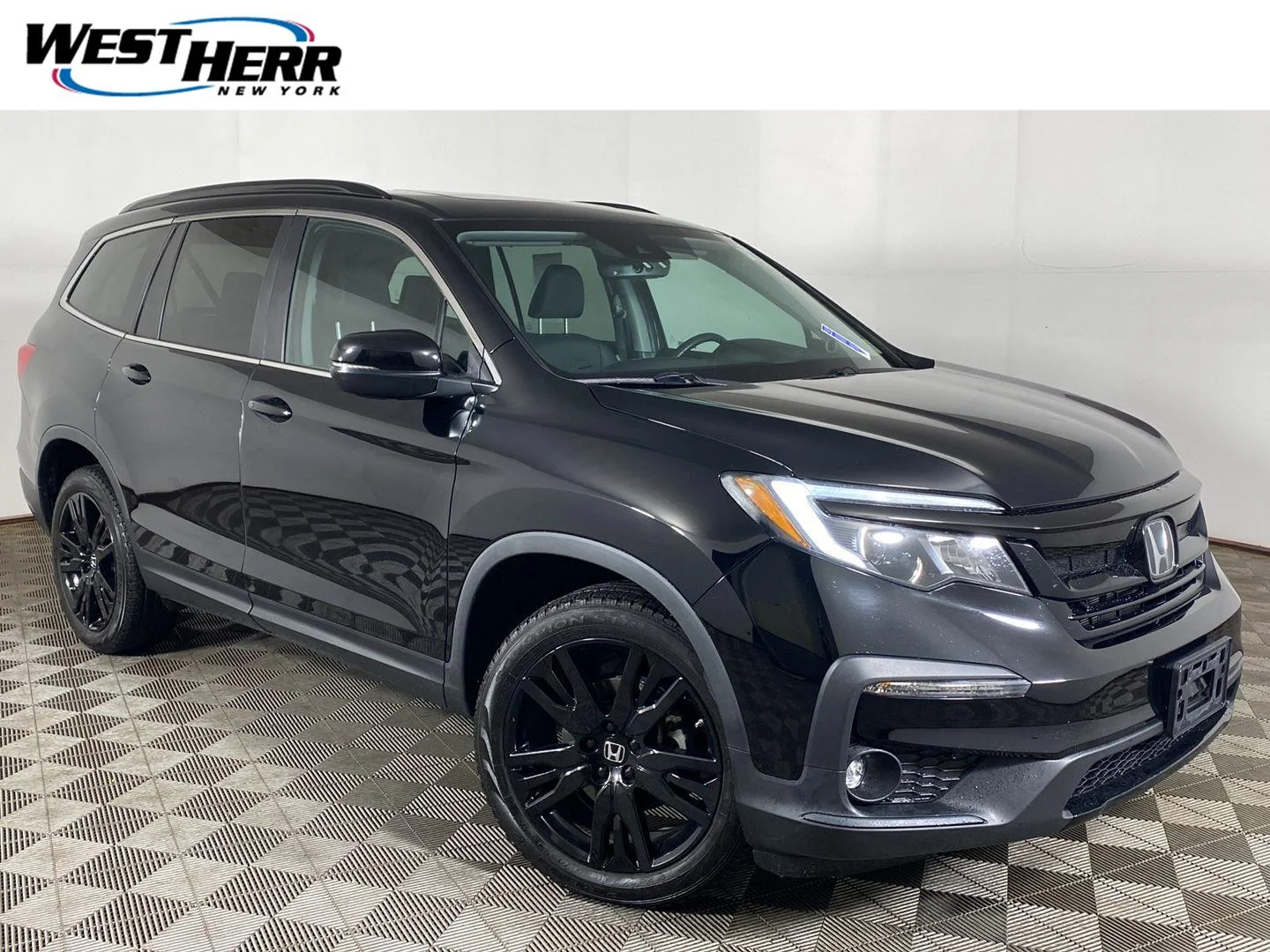 Used 2022 Crystal Black Pearl Honda Special Edition image 1
