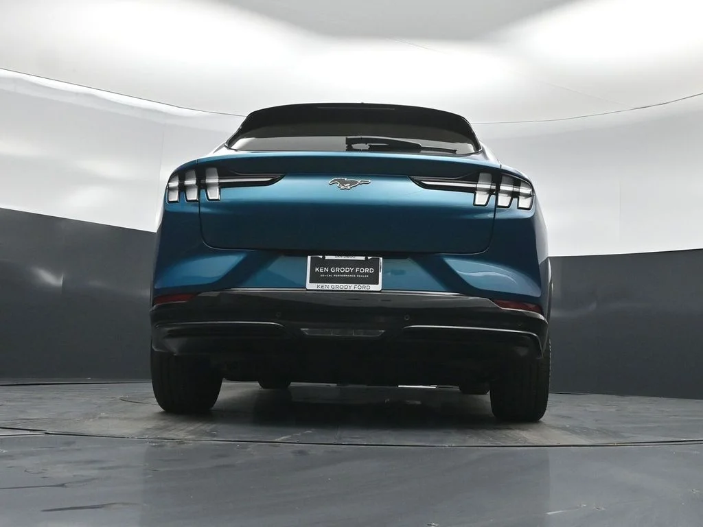 New 2026 Adriatic Blue Metallic Ford Premium image 46
