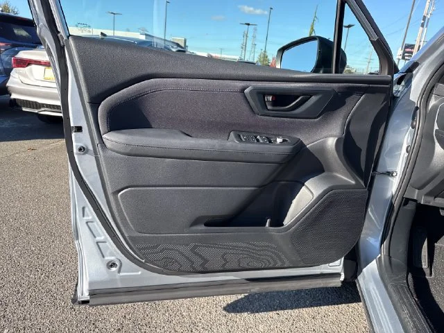 Used 2025 Ice Silver Metallic Subaru Premium image 15