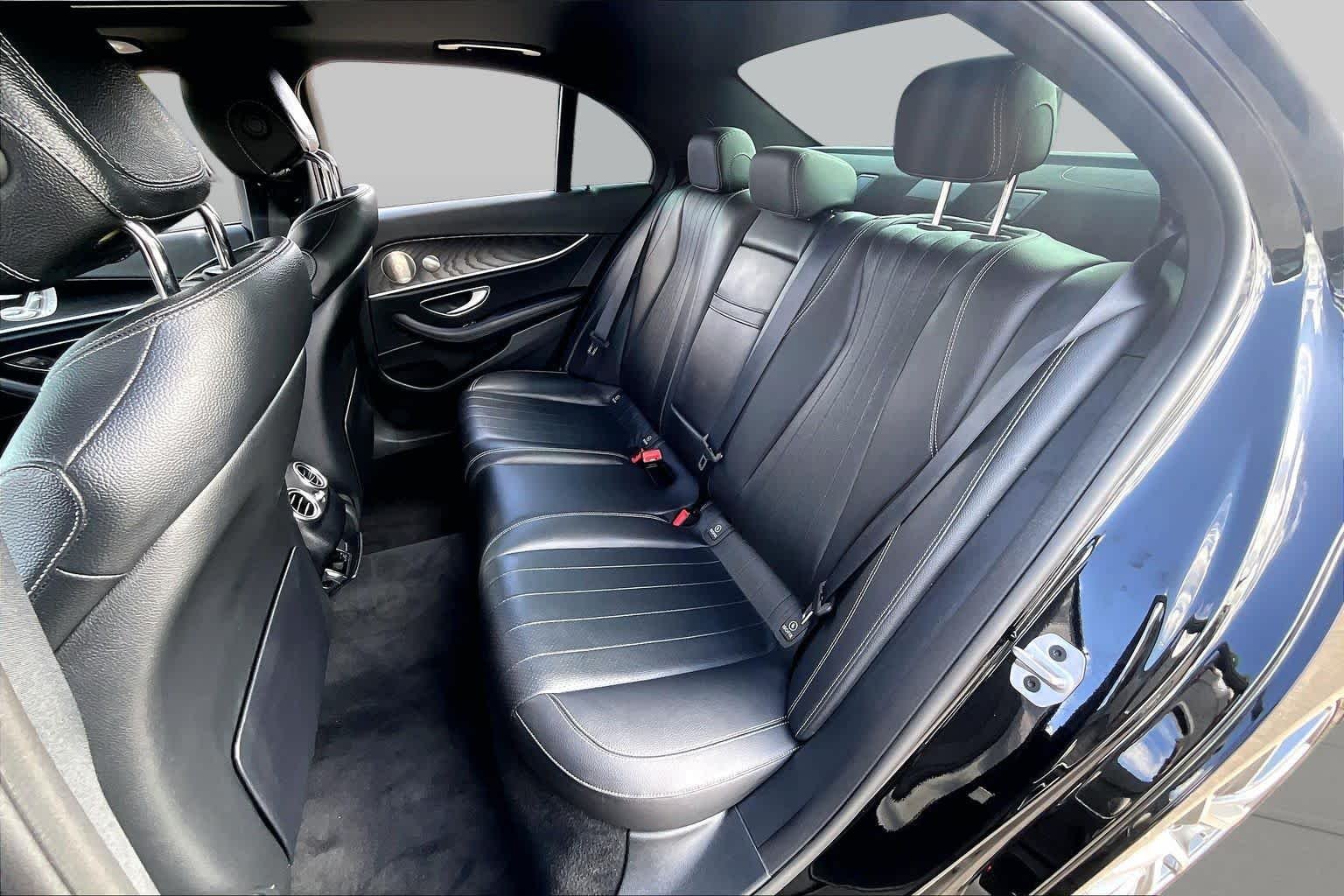 Used 2022  Mercedes-Benz E 350 image 21