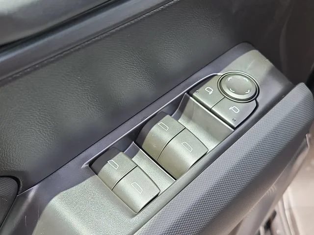 2026 Chevrolet Colorado Work Truck - Photo 16