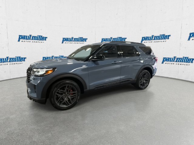 New 2027 Vapor Blue Metallic Ford ST-Line image 5