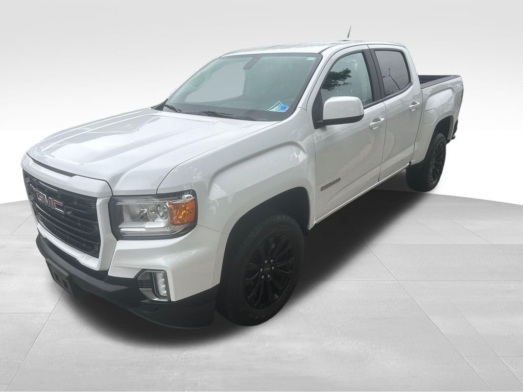 Used 2022 White GMC Elevation image 2