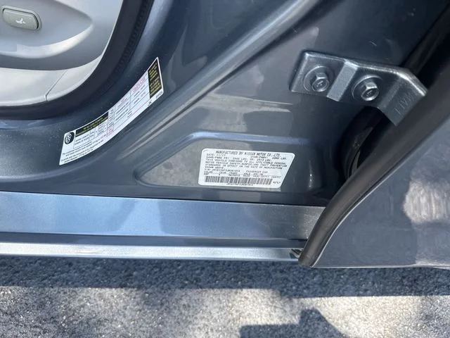 Used 2018 Blue INFINITI 3.0t LUXE image 37