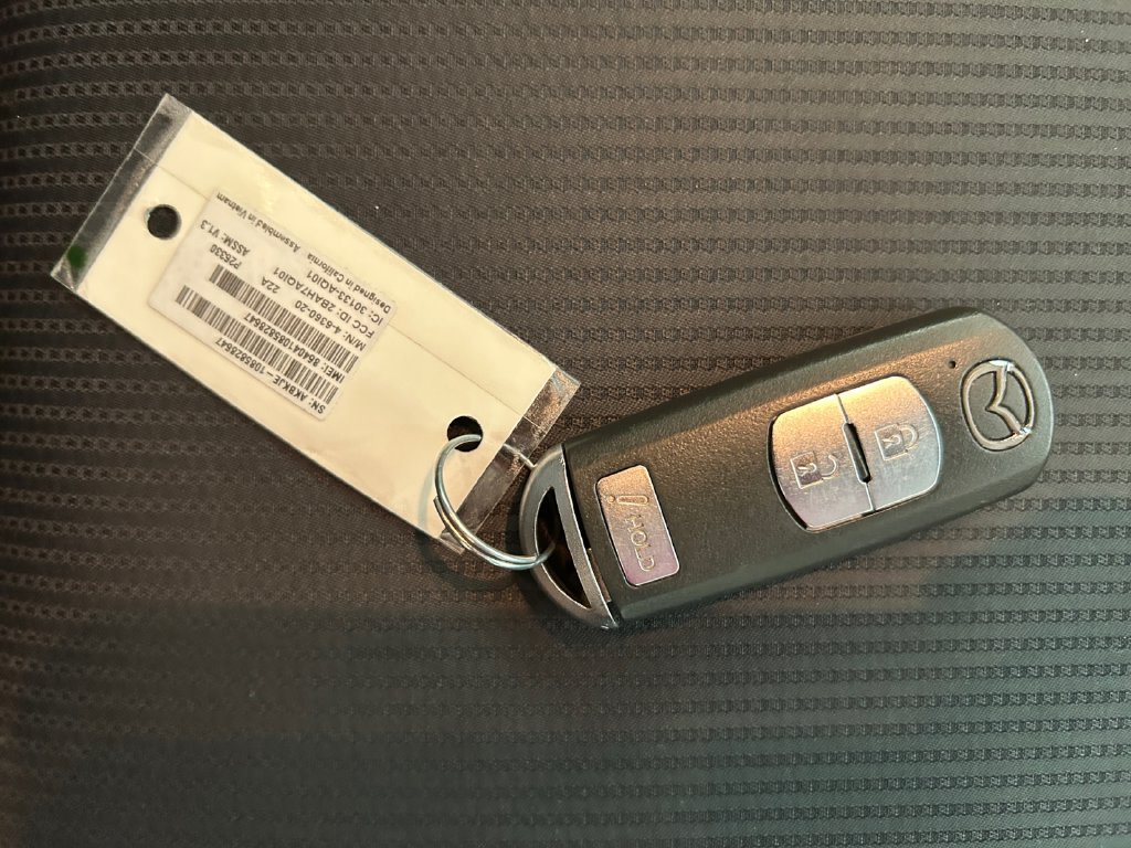 Used 2018 White Mazda Sport image 24