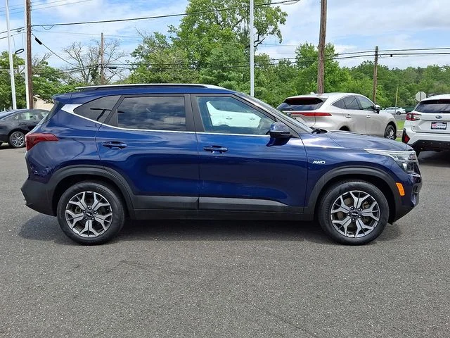 Certified Used 2022 Blue Kia EX image 8