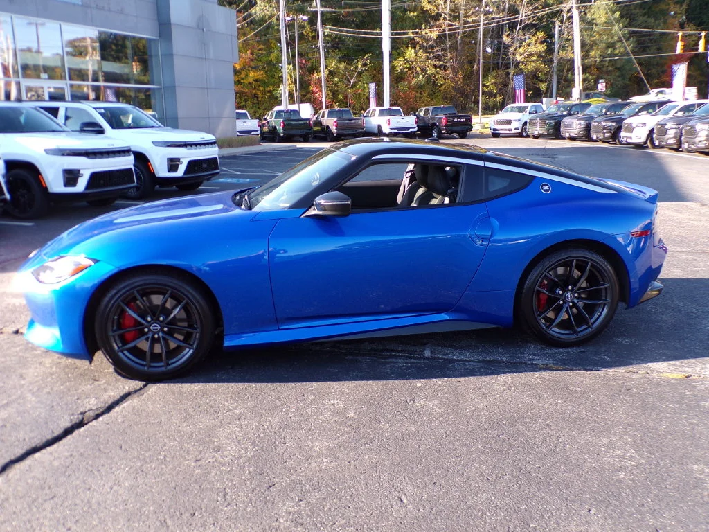 Used 2024 Blue Nissan Performance image 4