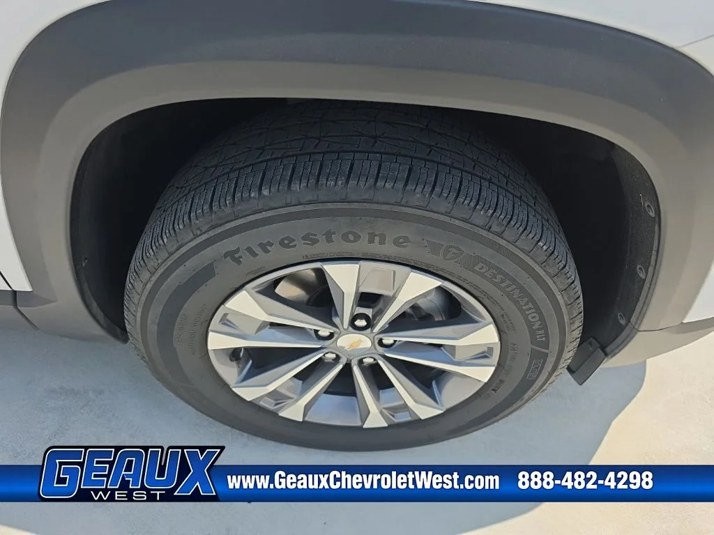 Used 2026 White Chevrolet LT image 15
