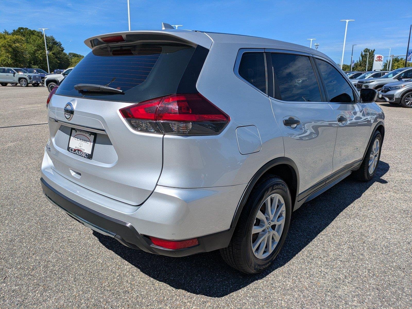 Used 2020 Brilliant Silver Metallic Nissan S image 4