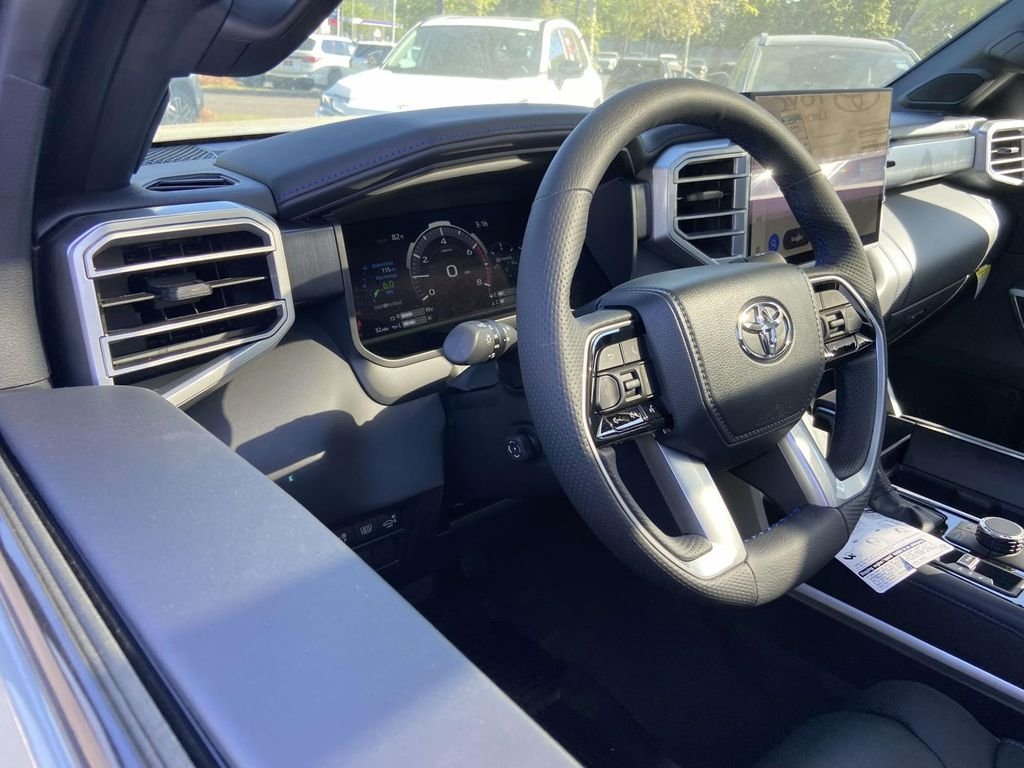 2025 Toyota Tundra Platinum - Photo 15