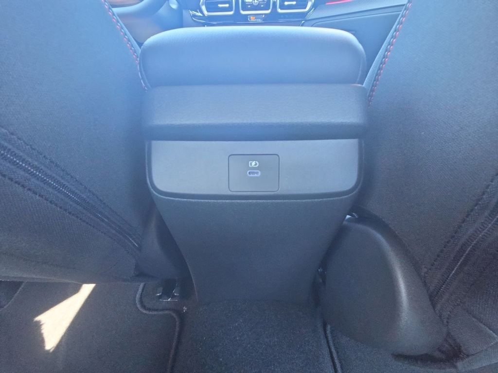 New 2026 Aspen White TriCoat / Super Black Two-tone Nissan SR image 20