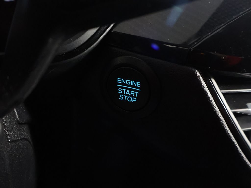 Used 2025 Gray Ford ST-Line image 36