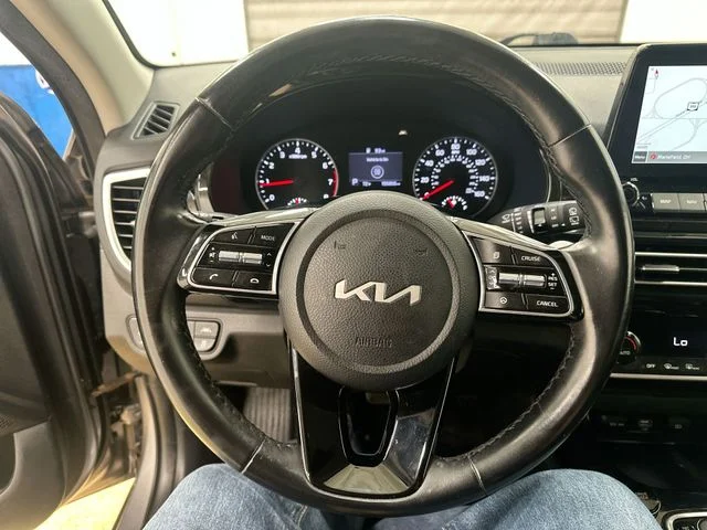 Used 2022 Gray Kia EX image 12