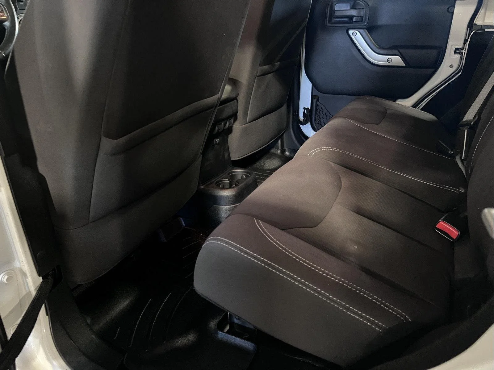 2014 Jeep Wrangler Unlimited Rubicon - Photo 16