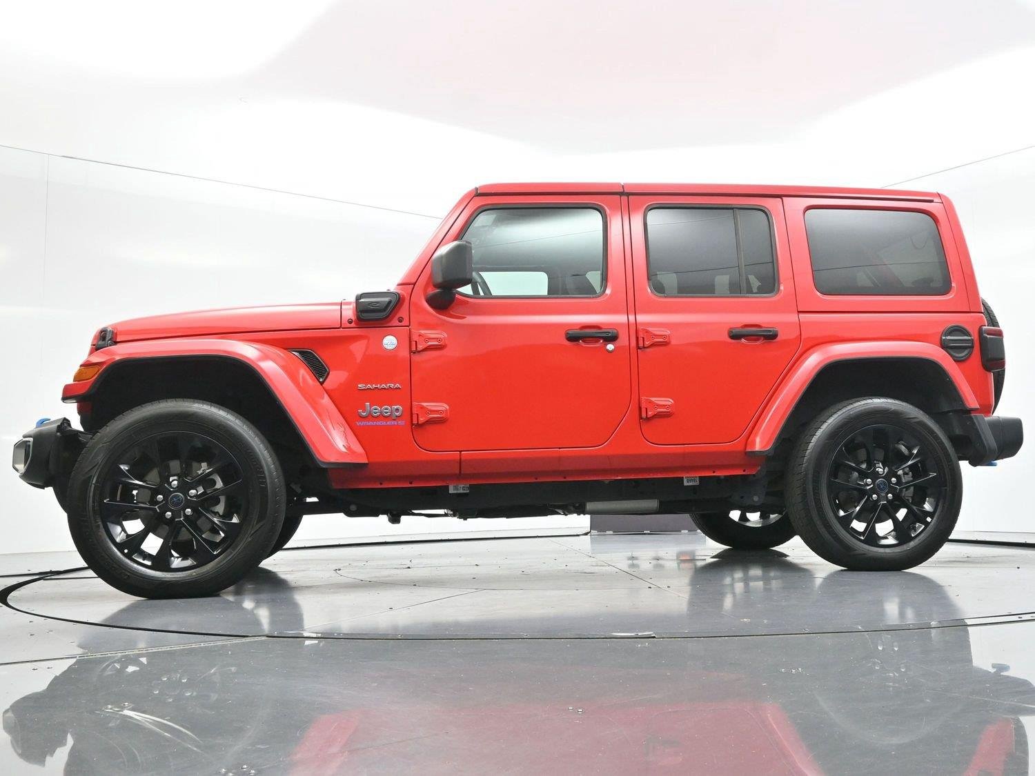 Used 2024 Firecracker Red Clearcoat Jeep Sahara image 41