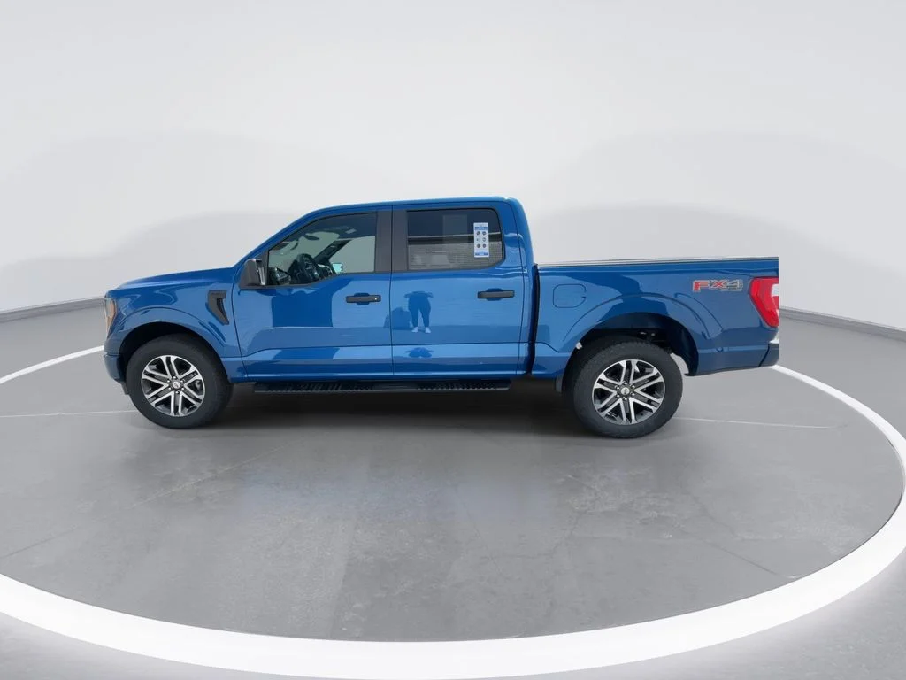 Used 2023 Blue Ford XL image 5