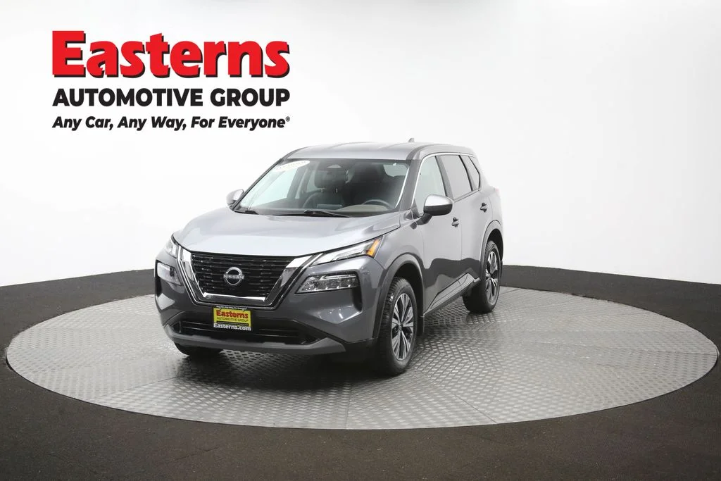 Used 2023 Gray Nissan SV image 55