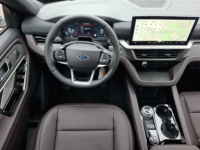 New 2026 Agate Black Metallic Ford Platinum™ image 7