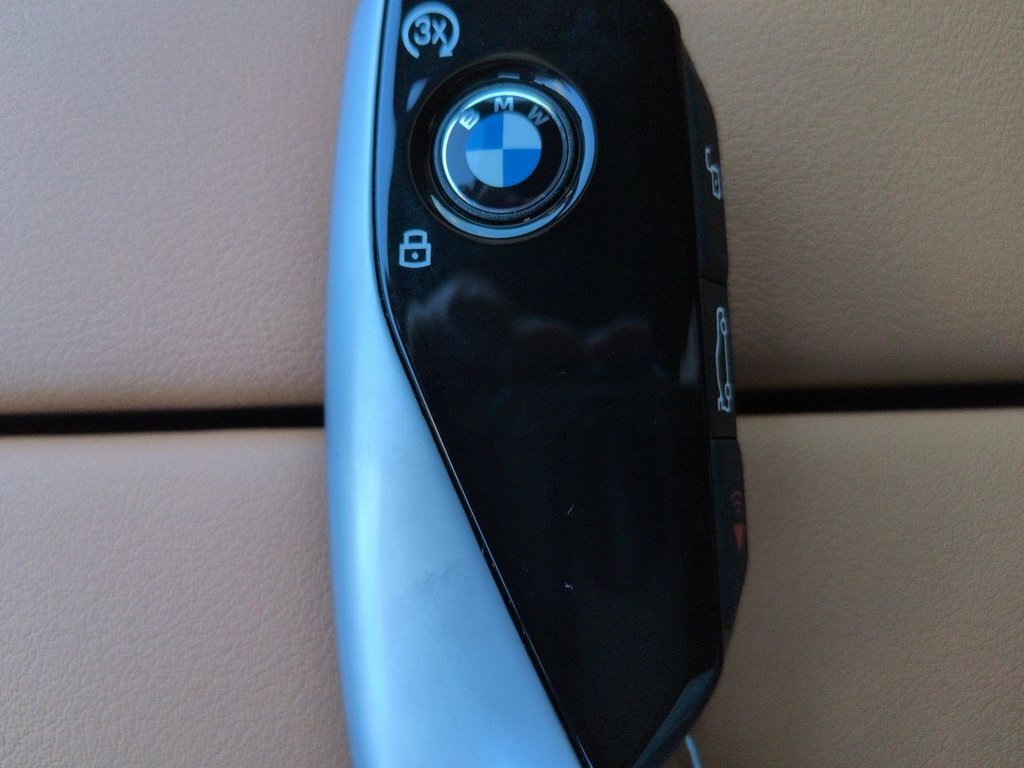 New 2027 Black Sapphire Metallic BMW xDrive40i image 29