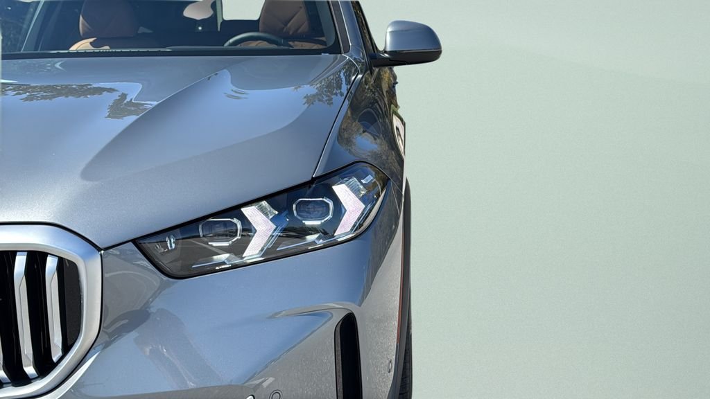 New 2026 Skyscraper Grey Metallic BMW sDrive40i image 26