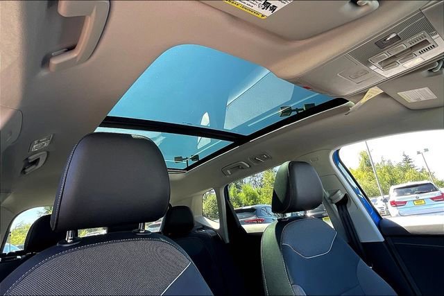 2025 Volkswagen Taos SE Black - Photo 26