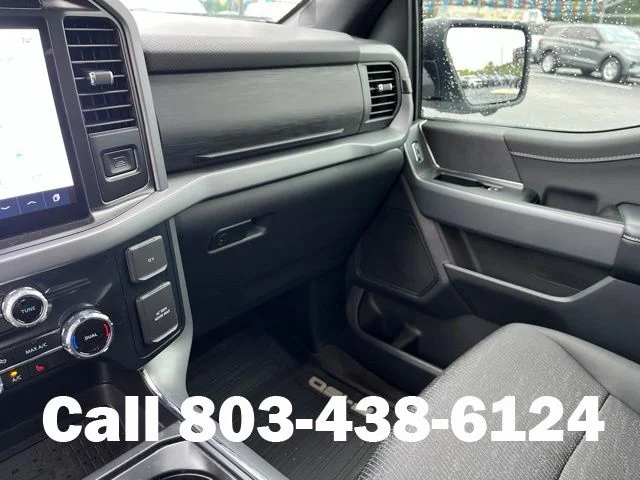 Used 2025 Oxford White Ford XLT image 26