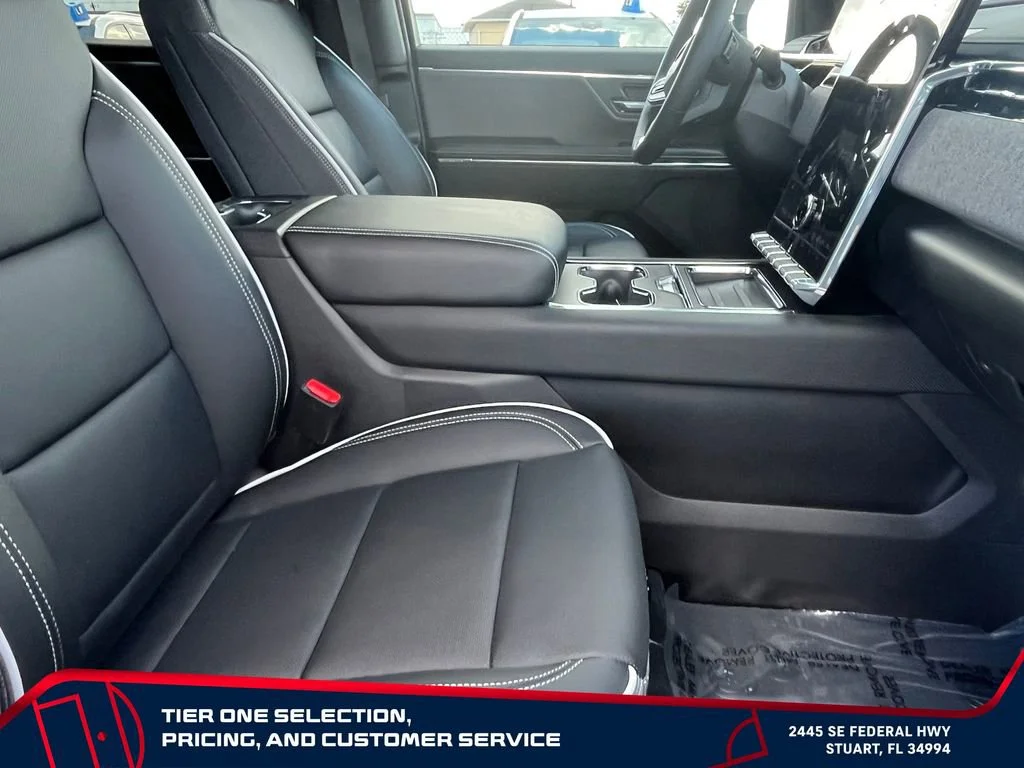 New 2026 Summit White GMC Elevation Extended Range image 18