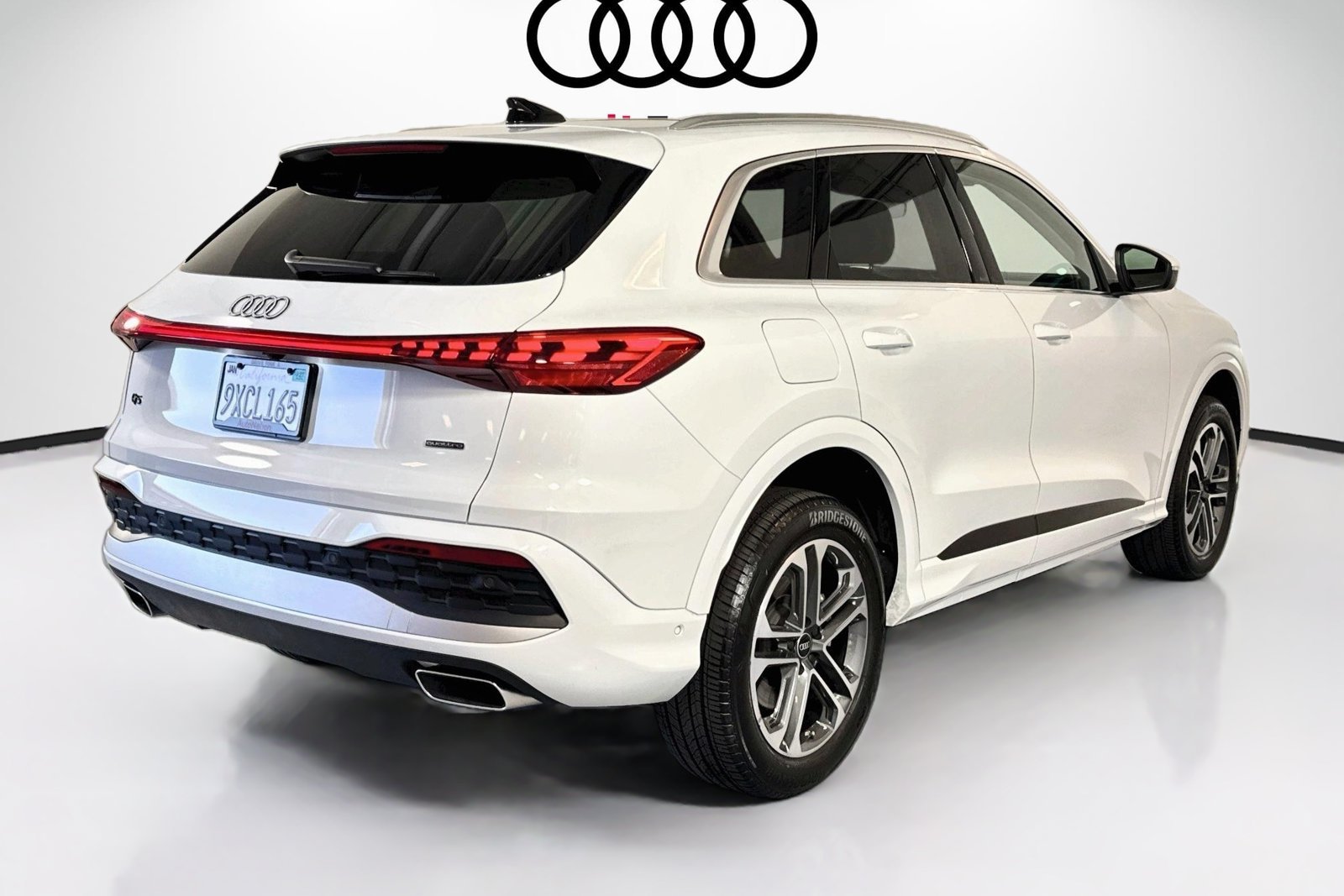 Used 2025 Glacier White Metallic Audi Premium image 5