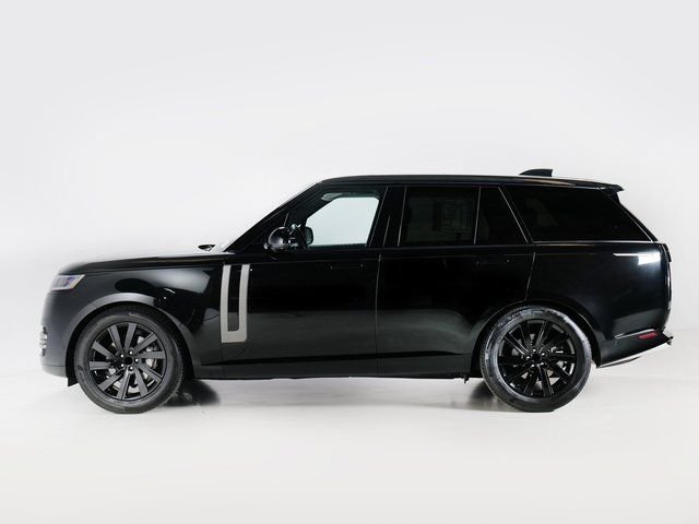 Used 2023 Santorini Black Metallic Land Rover SE image 6