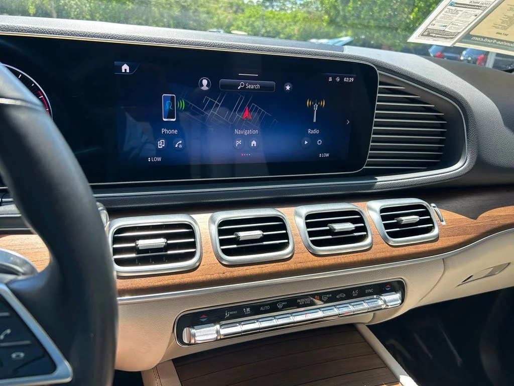Certified Used 2024 Polar White Mercedes-Benz GLE 450 image 30
