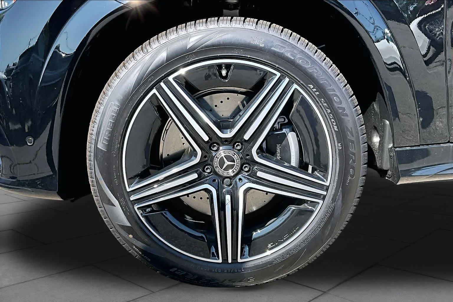 New 2026 040/Black Mercedes-Benz GLE 350 image 18