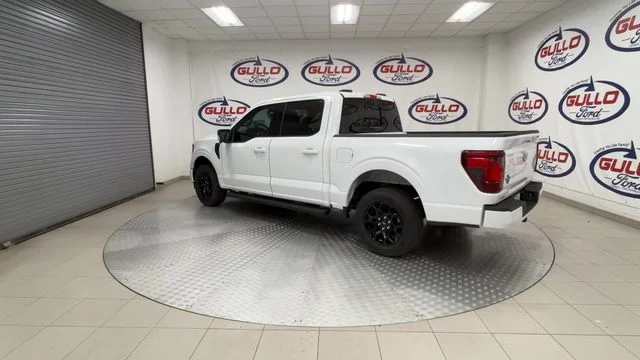 New 2026 Oxford White Ford XLT image 9