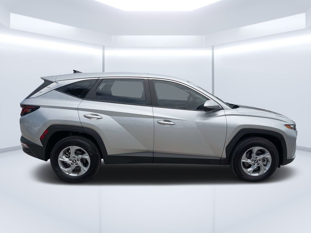 Certified Used 2023 Silver Hyundai SE image 2