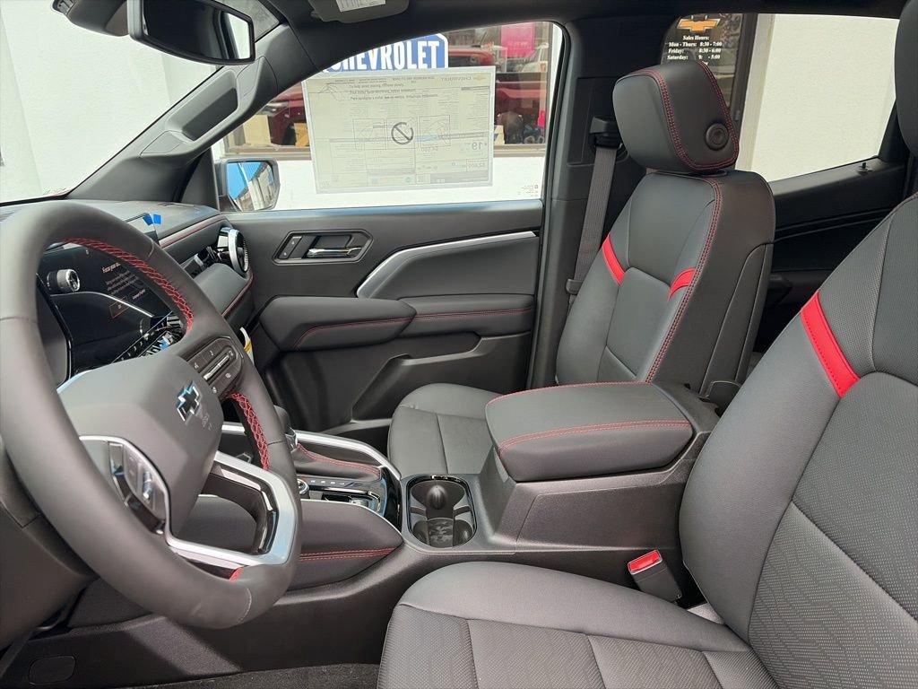 2026 Chevrolet Colorado Z71 - Photo 12