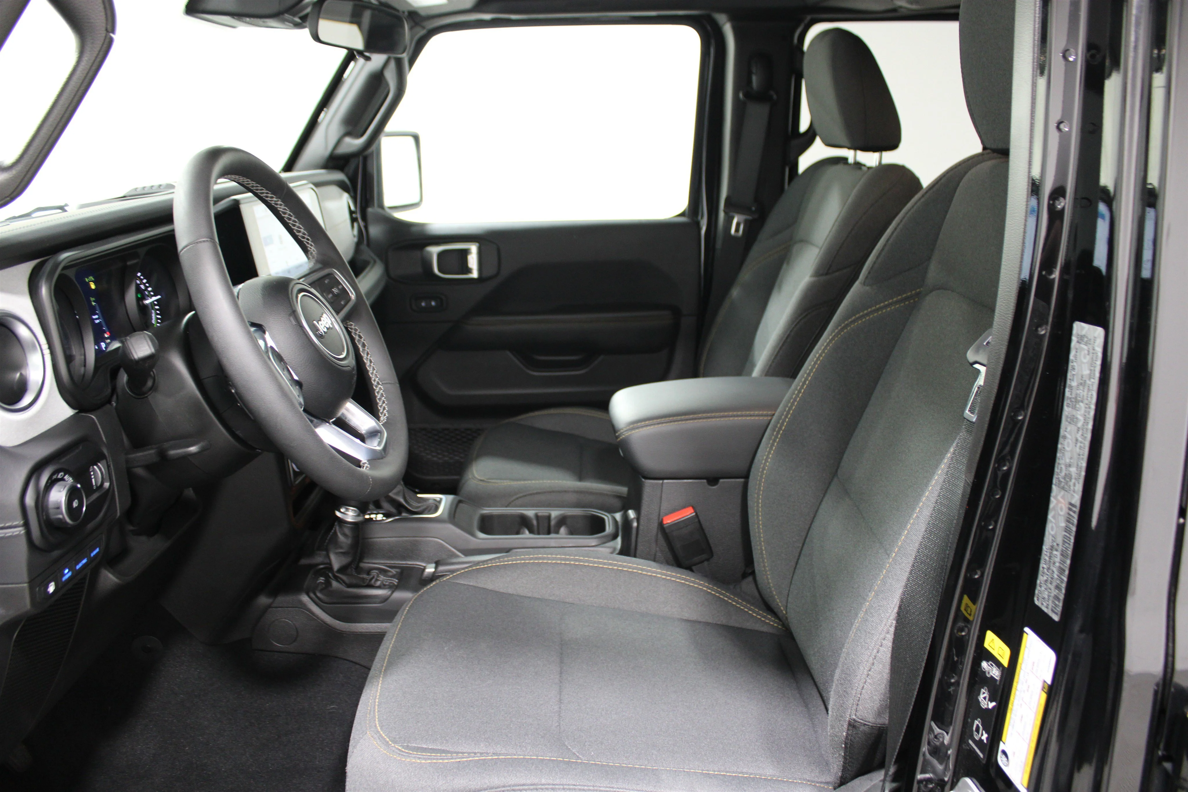 2025 Jeep Wrangler 4xe Sahara 4XE - Photo 4