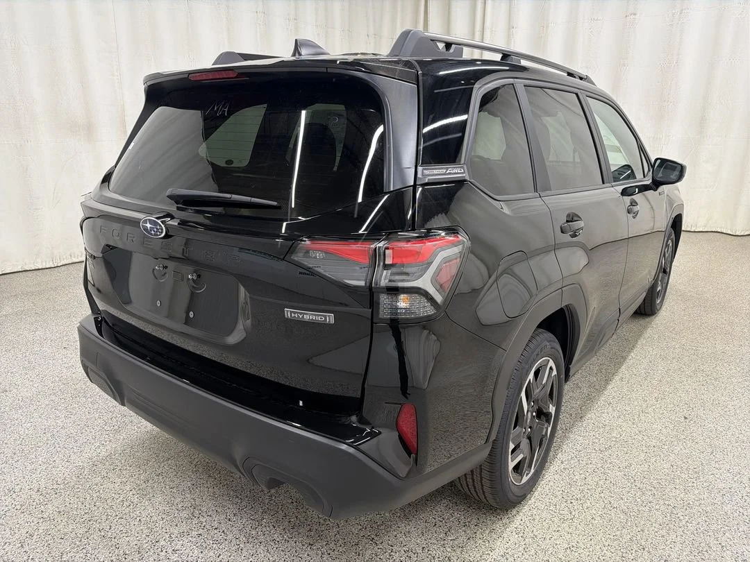 New 2026 Crystal Black Silica Subaru Premium Hybrid image 8