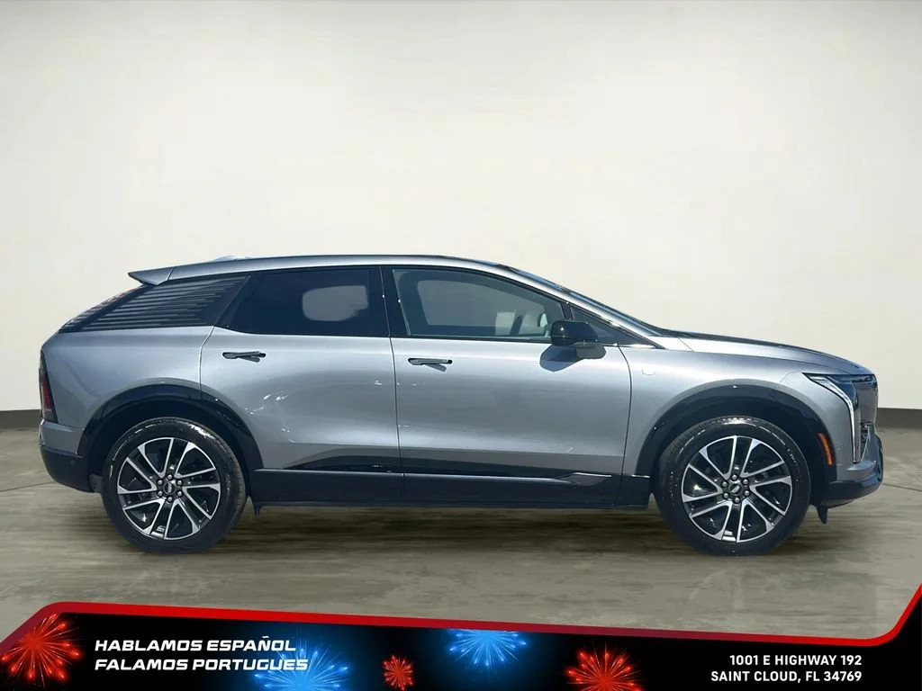 Used 2025 Argent Silver Metallic Cadillac Sport 2 image 7
