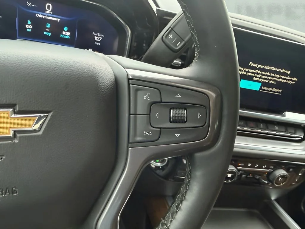 Used 2025 Black Chevrolet High Country image 32