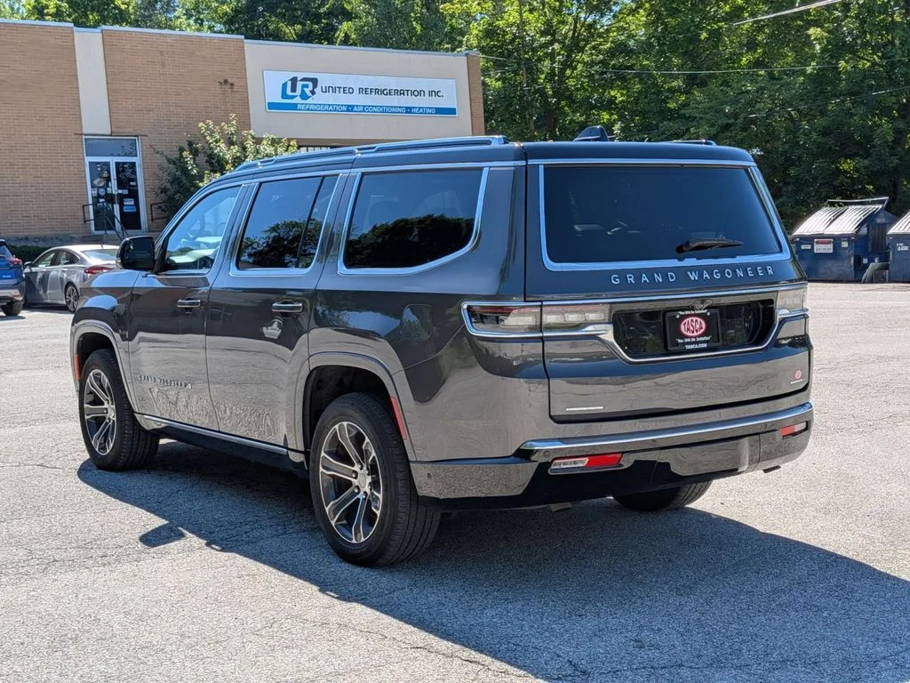 Used 2022 Gray Jeep Series I image 10