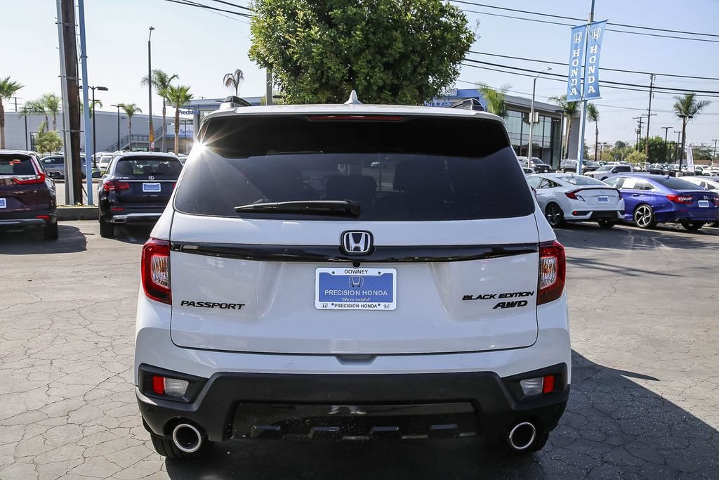 Certified Used 2025 Platinum White Pearl Honda AWD BLACK EDITION image 34