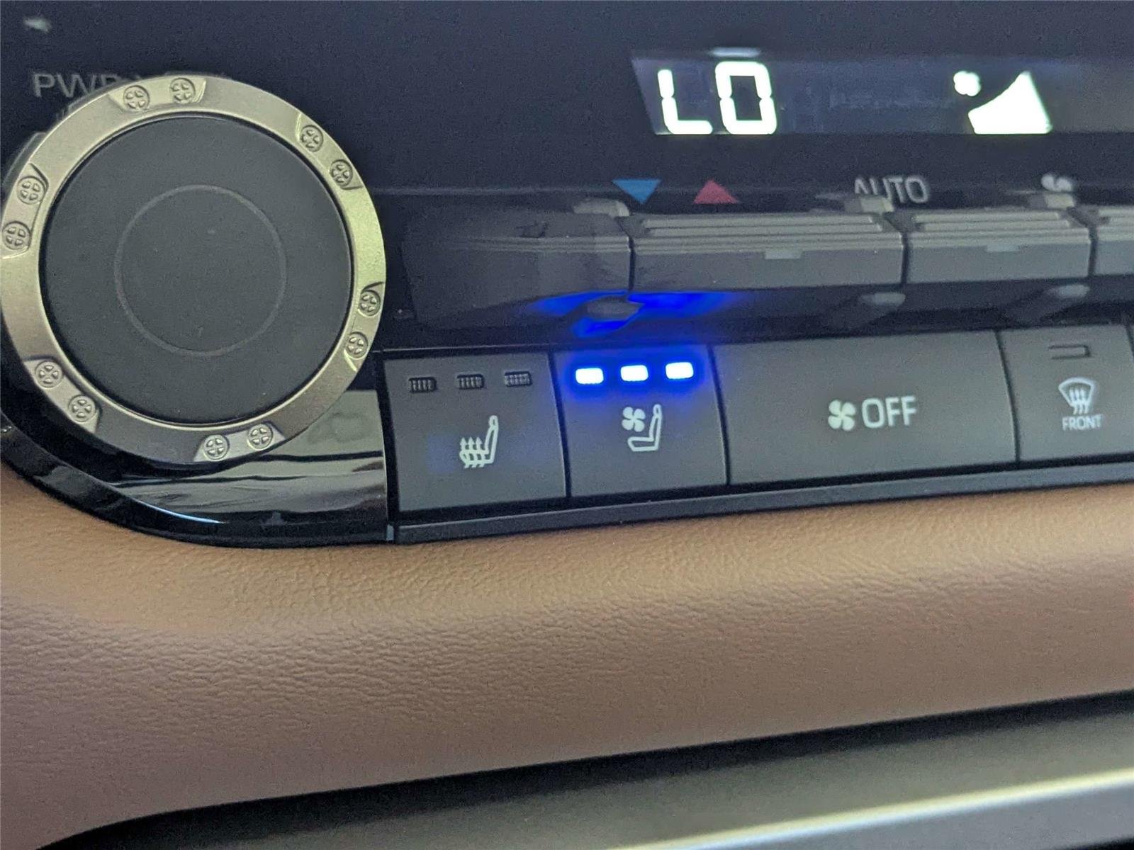 2026 Toyota Tundra 1794 Edition - Photo 16