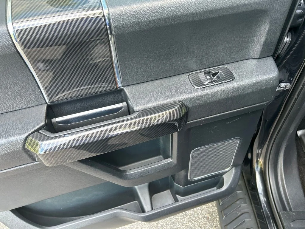 Used 2015 Black Ford Lariat image 25