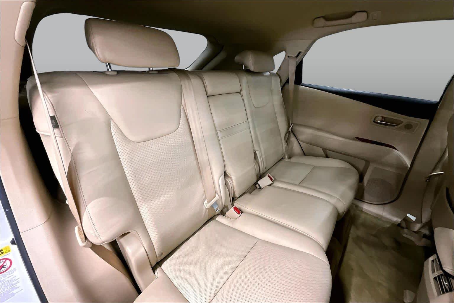 Used 2010 Starfire Pearl Lexus  image 20