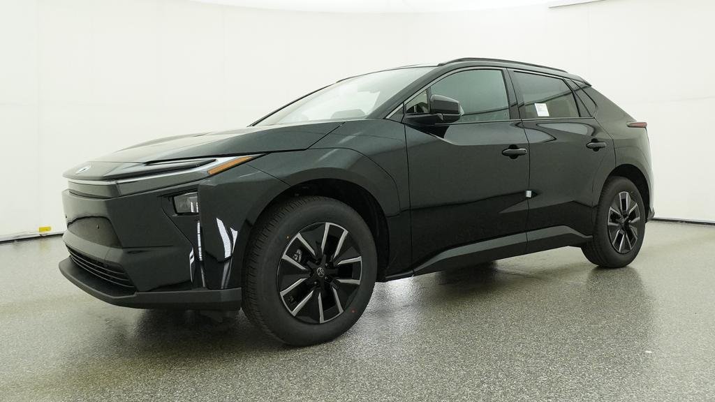 New 2026 Midnight Black Metallic Toyota XLE image 6