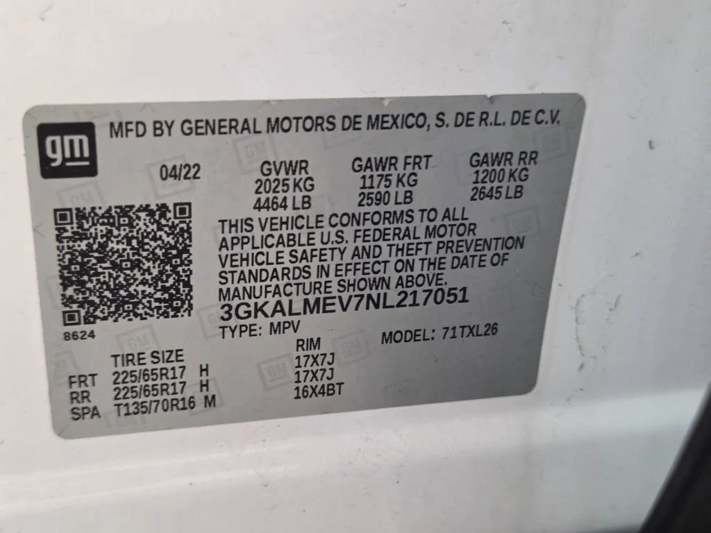 Used 2022 Summit White GMC SLE image 33
