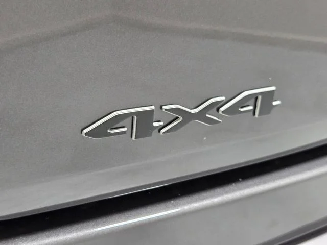 New 2026 Baltic-Gray Metallic Clear-Coat Exterior Paint Jeep Limited Altitude image 11
