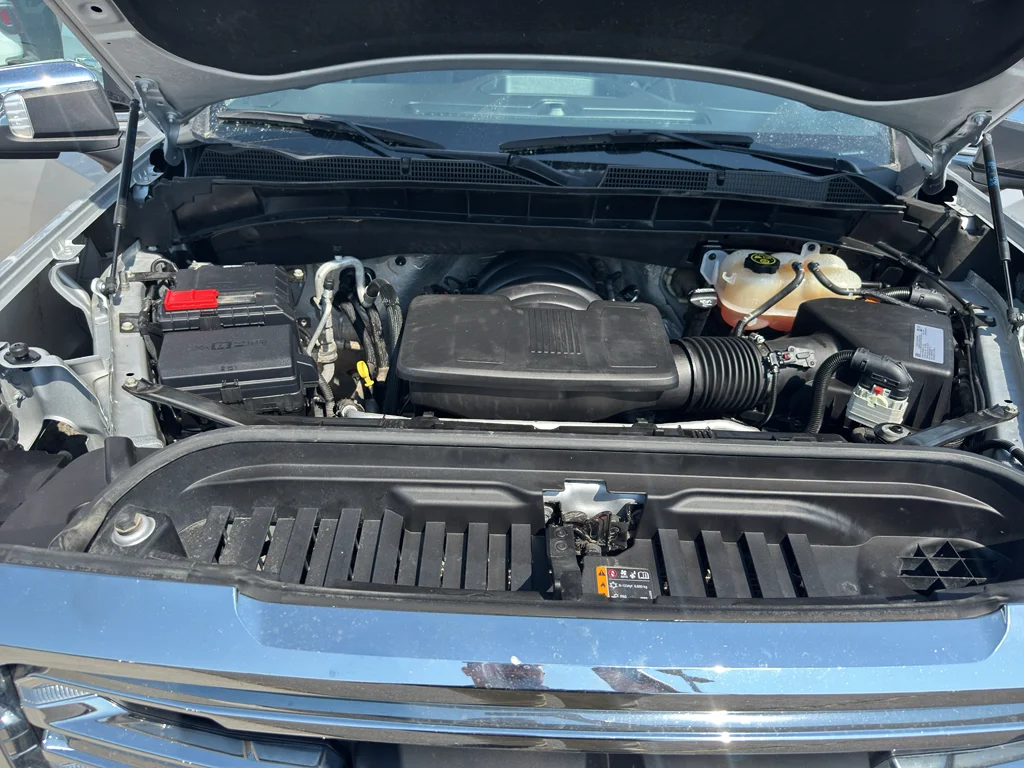Used 2021 Quicksilver Metallic GMC SLT image 17