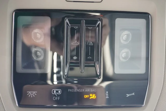 2025 Volkswagen Atlas SEL - Photo 33