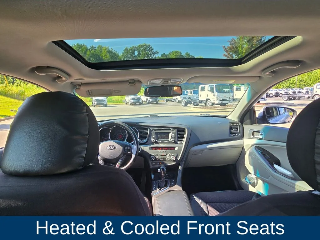 Used 2013 Silver Kia EX image 15